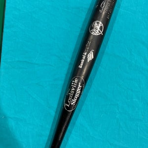 Used Louisville Slugger 2006 Yankees Bat Day