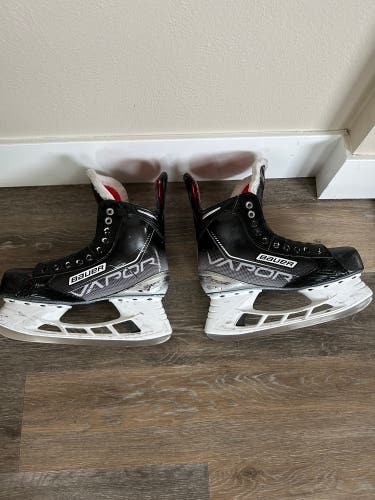 Used Senior Bauer Extra Wide Width  7 Vapor X3.7 Hockey Skates