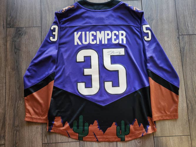 Arizona Coyotes Darcy Kuemper Signed Reverse Retro 1.0 Kachina Jersey Size M