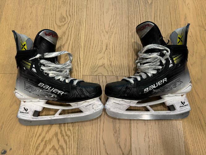BAUER VAPOR HYPERLITE 2 ICE HOCKEY SKATES - SENIOR Size 8 Fit 1