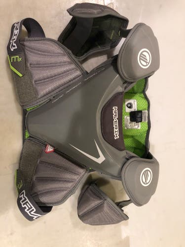 Maverik Mx Shoulder Pads. Size Small