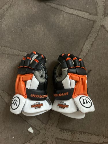 New  Warrior Large Lacrosse Gloves