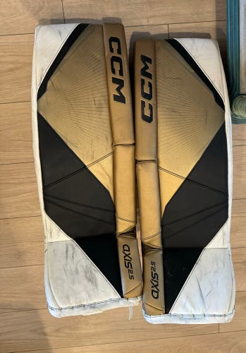 28+1 CCM Axis 2.5 Goalie Leg Pads