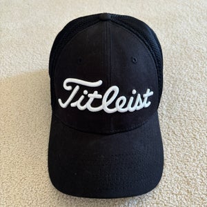 Titleist New Era FJ Pro V1 Fitted Hat M/L