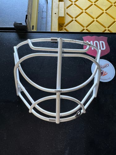 950 Bauer cage