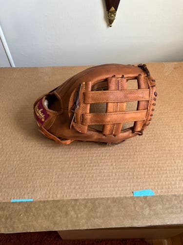 New  Outfield 14" Baseball Glove