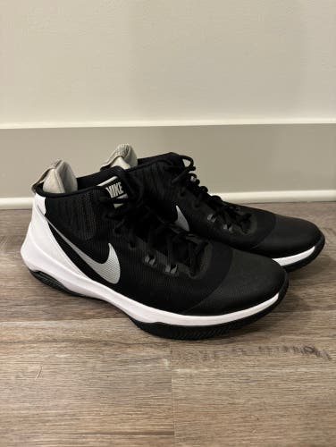 Used Size 12 Nike Air Versatile (Women's 13) Nike Shoes