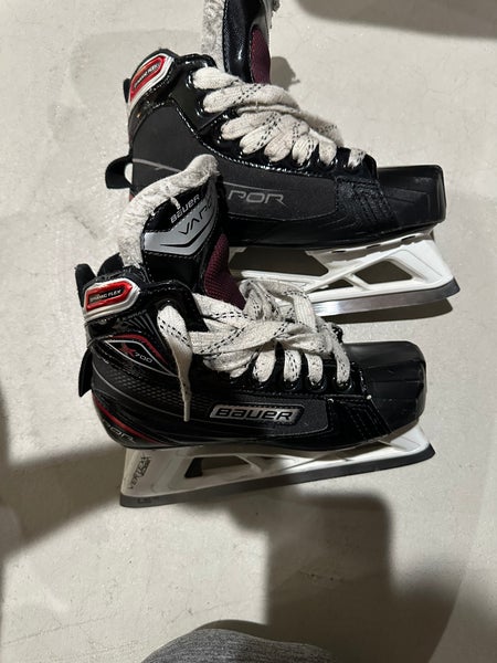 Bauer Vapor 1X Pro Junior Goalie Skates Sz 2.5