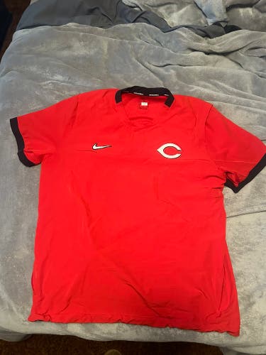 Cincinnati Reds Pullover