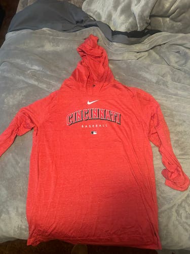 cincinnati reds long sleeve