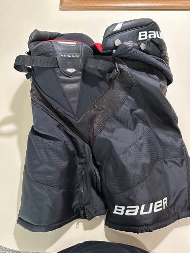 Bauer Vapor Hyperlite Pants - Like New