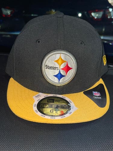 New Era NFL Team Pittsburgh Steelers Fitted Hat Kids Youth Size 6,1/2 Brand New.