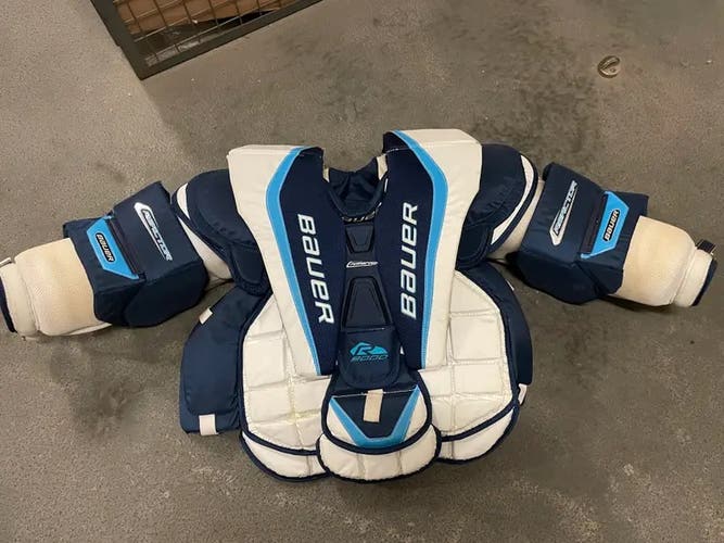 Medium Bauer Reactor 9000 Goalie Chest Protector