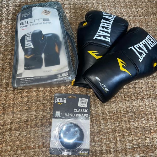 Everlast Pro Style Elite 16oz Training Boxing Gloves - Black W/ Hand Wraps