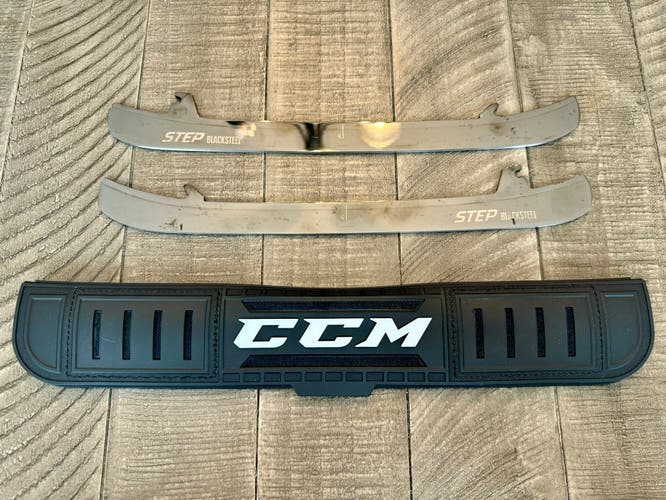 CCM StepSteel XS Runners