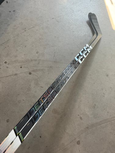 2 PACK Tim Stutzle NHL 85 Flex New Senior CCM Left Hand P28 Pro Stock Jetspeed FT6 Pro Hockey Stick