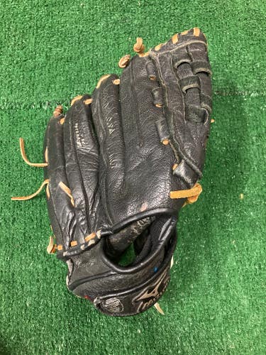 Black Used Mizuno MVP Right Hand Throw Baseball Glove 11.5"