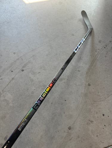 NHL New Senior CCM Left Hand P29M 90 Flex Pro Stock RibCor Trigger 8 Pro Hockey Stick