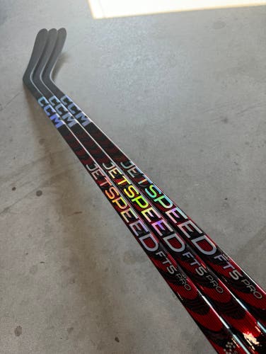 3 Pack NCAA New Senior CCM Right Handed 85 Flex P90 Pro Stock JetSpeed FT5 Pro Hockey Stick