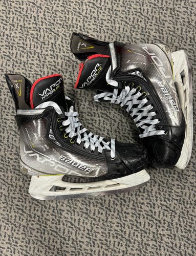 Used Bauer Vapor Hyperlite Size 9 Skates