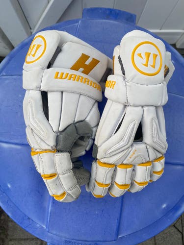 Warrior Burn Pro Lacrosse Gloves
