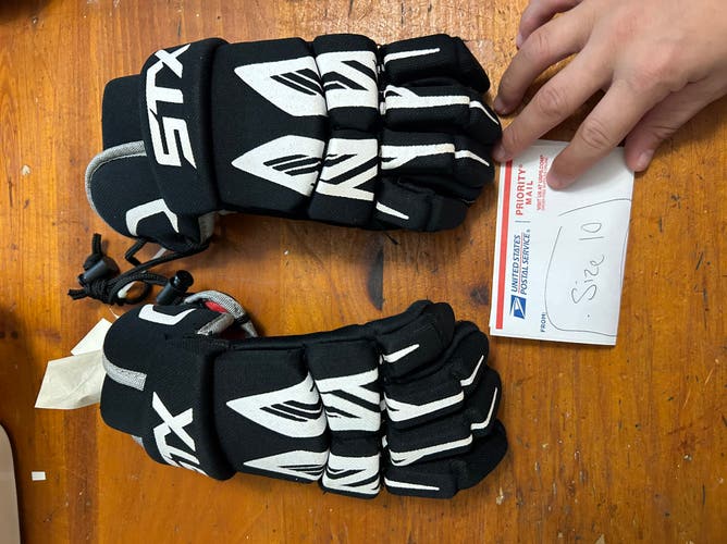 Stx stinger lacrosse gloves boys size 10