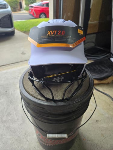 New Small / Medium EvoShield XVT 2.0 Batting Helmet