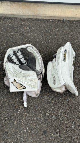 White Used Senior Brian's GNETiK X5 Goalie Glove & Blocker Regular (glove is trash)