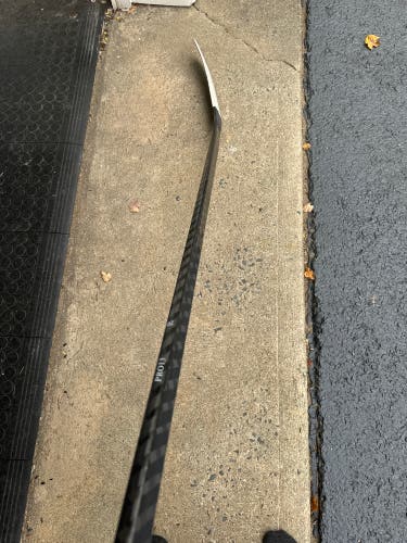 Used Senior PRO Right Handed PRO13/Datsyuk Pro 3rd Line Hockey Stick