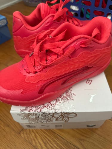 New Size 8.5 (Women's 9.5) Women's Puma Shoes