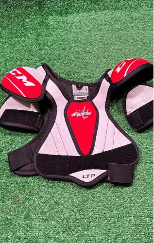 CCM LTP Capitals Hockey Shoulder Pads Junior Small (S)