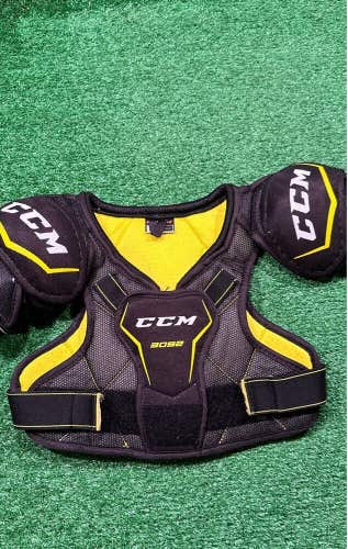 Ccm 3092 Hockey Shoulder Pads Youth Large (L)