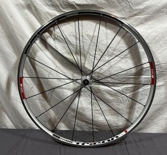 DT Swiss Tricon 18-Bladed Spoke 622x15/700C Tubeless Aluminum Front Wheel Silver