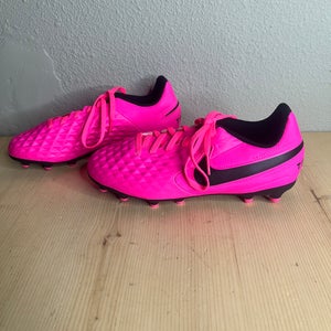 Nike Tiempo Legend 8 FG Cleats 5Y