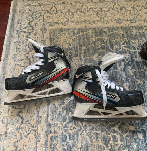 Used Senior Bauer Vapor X2.9 Hockey Goalie Skates Regular Width 8