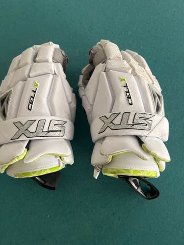 Used STX Cell V Lacrosse Gloves Large