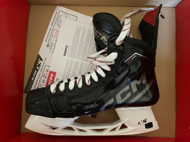 Used Senior CCM JetSpeed FT690 Hockey Skates Regular Width 9.5