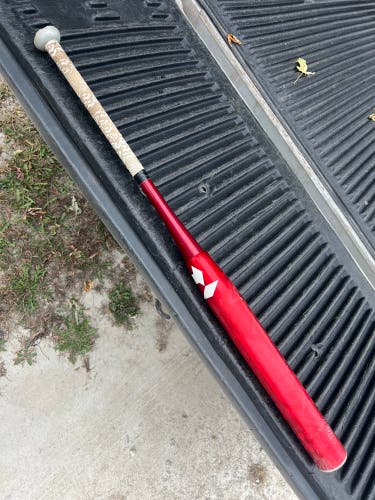 DeMarini Nautalai Red 240