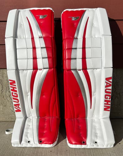 Vaughn Prospec 35+2” Never Worn Goalie Pads