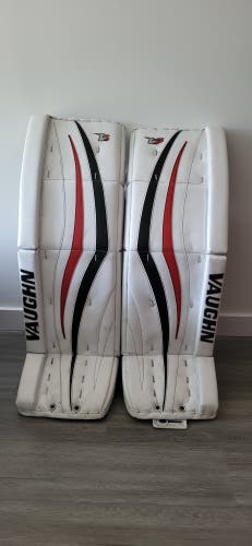 Vaughn V7 Pro Carbon Goalie Pads– 35"+2