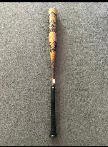 Used DeMarini (-3) 30 oz 33" Voodoo Bat