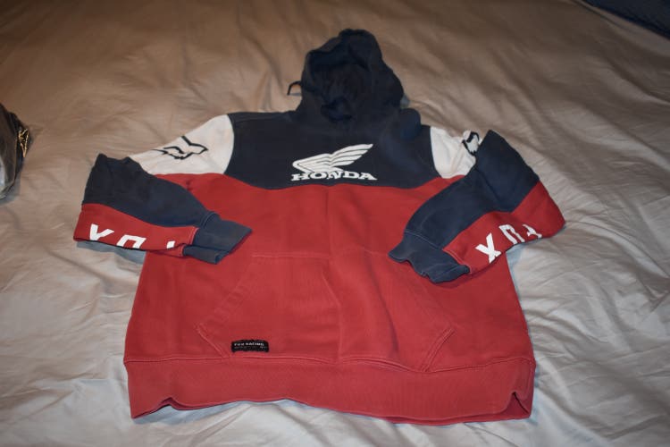 Fox Racing Honda Team Sweatshirt/Hoodie, Adult Small - Great Condition!