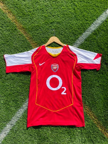 Arsenal 2004 - Henry - Retro Soccer Jersey