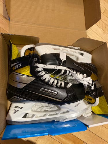 New Bauer Supreme S37 Hockey Skates 12EE