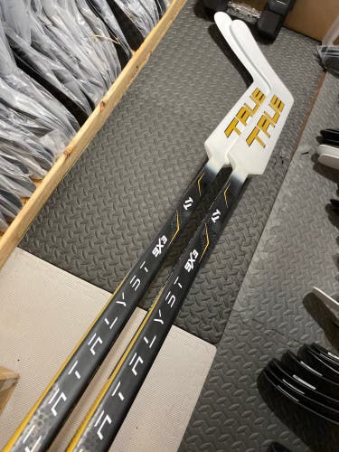 2 Pack New True Catalyst 9X3 Goalie Stick Zajicek 26”