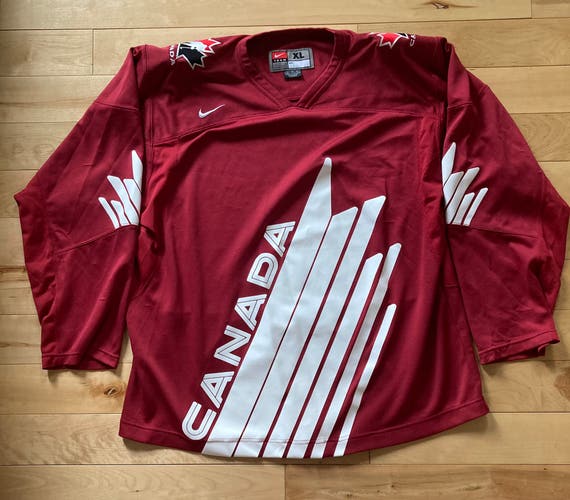 2009 Nike TEAM CANADA Hockey Jersey Alternate THIRD Men's XL World Juniors