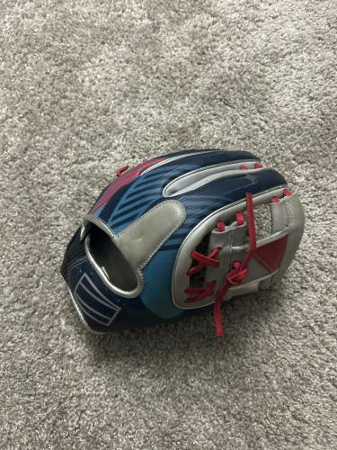 Rawlings Rev1X Infielder’s Glove