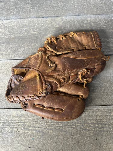 Vintage Monroe K-2500 50’s 60’s Hand Formed Leather Brown 12” Baseball Glove