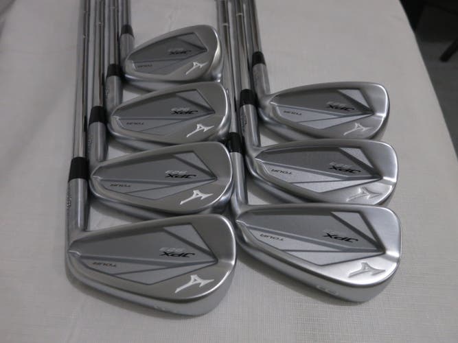 Mizuno JPX-923 Tour Iron Set - 5-PW, GW - DG Mid 115 S300 Stiff Flex Steel - NEW