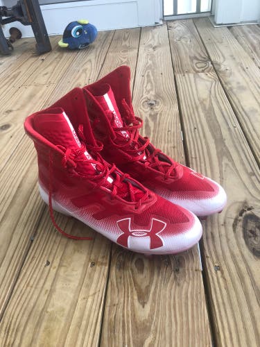 Under Armour Highlight Cleats Size 11